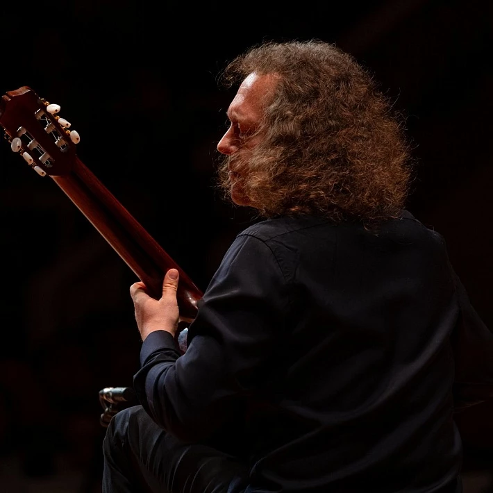 Сольный концерт Дмитрия Илларионова